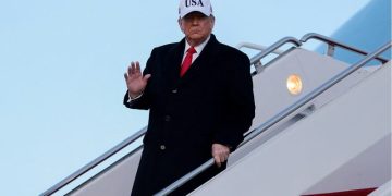 Air Force One turns around shortly after takeoff for Trump’s trip to Switzerland